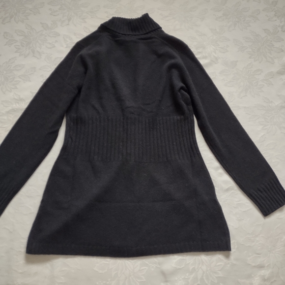 New 🎀 100% cashmere shawl collar cardigan pearlescent buttons - Picture 8 of 11